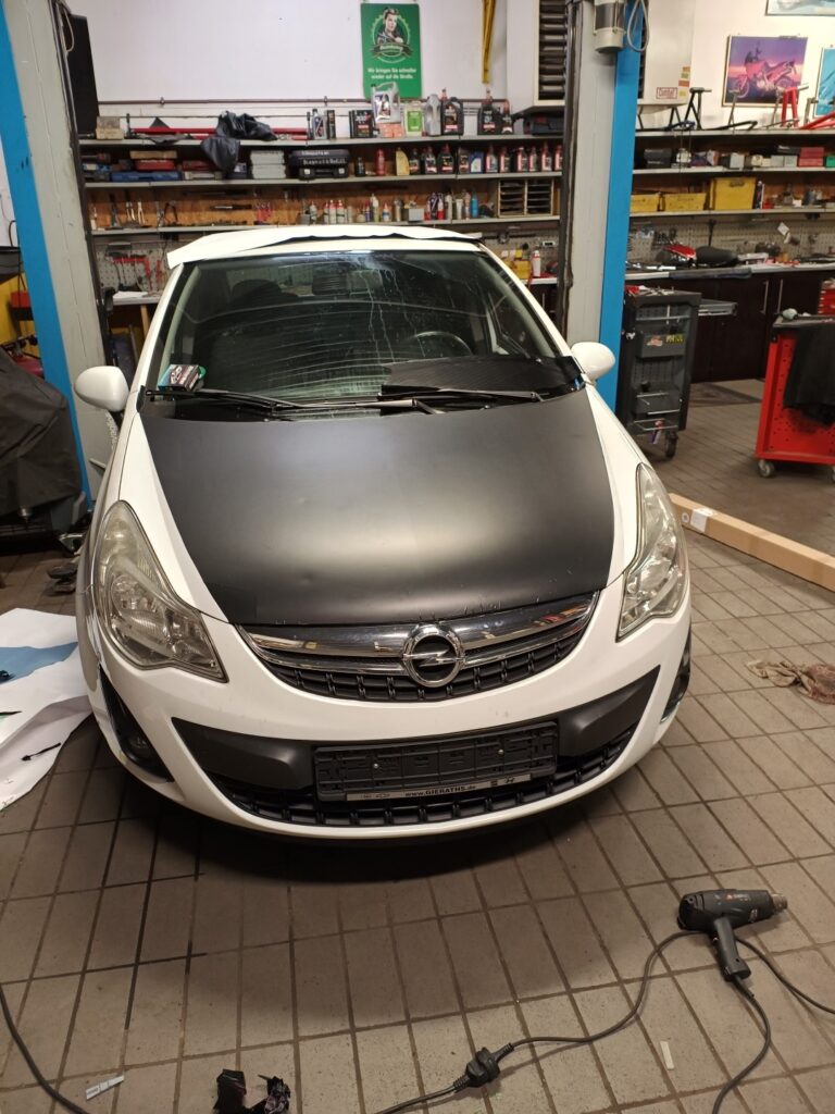 Corsa D – Folieren